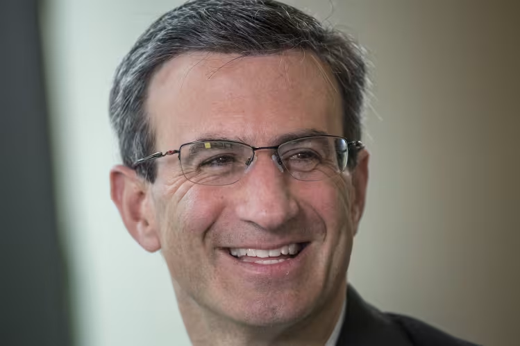 Decoding the "Peter Orszag Bald" Search Trend