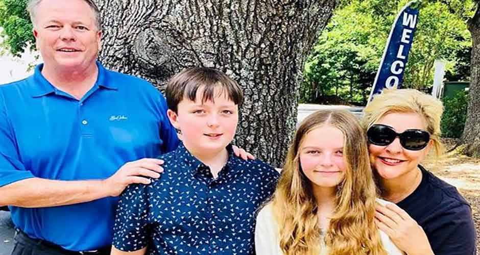Complete Lucy Elizabeth Linch Bio Inside Her Private Life in 2026 Built-In Best Friend: Lucy Elizabeth Linch Twin Brother