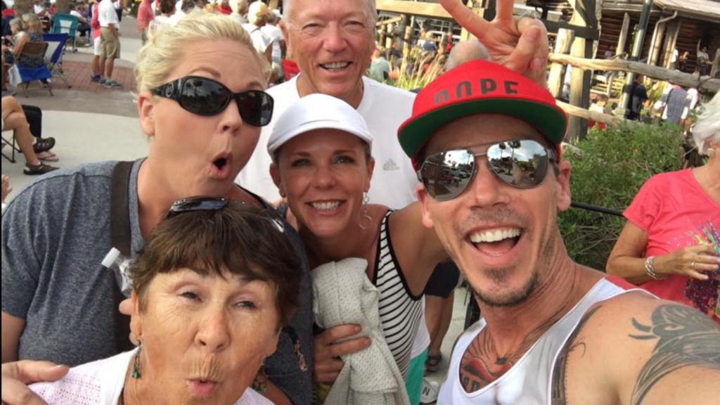 David Bromstad Twin Brother Myth Explained – Family & Siblings in 2026 The Truth About David Bromstad Siblings